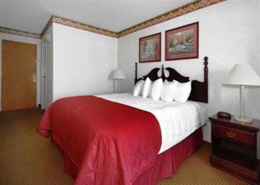 фото отеля Comfort Suites Savannah North Port Wentworth