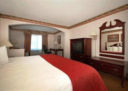 фото отеля Comfort Suites Savannah North Port Wentworth