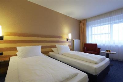 фото отеля InterCityHotel Frankfurt Airport