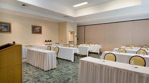 фото отеля Hilton Garden Inn Airport Portland