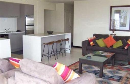 фото отеля Bahia Beachfront Apartments Gold Coast