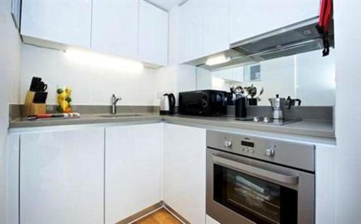 фото отеля Staycity Serviced Apartments London Heathrow