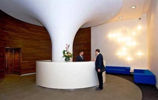 фото отеля Staycity Serviced Apartments London Heathrow