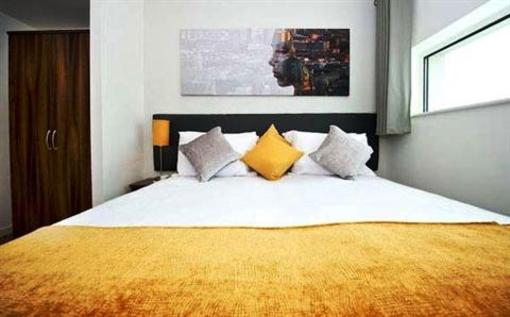 фото отеля Staycity Serviced Apartments London Heathrow