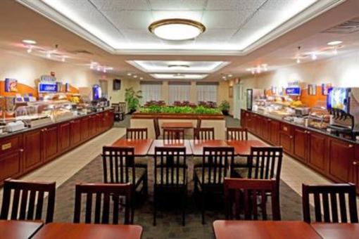 фото отеля Holiday Inn Express Hotel & Suites King of Prussia