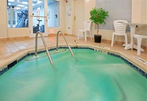 фото отеля Holiday Inn Express Hotel & Suites King of Prussia