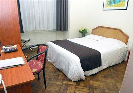 фото отеля Comfort Hotel Opera Lille Centre
