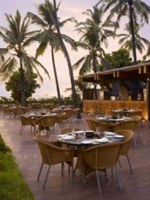 фото отеля Novotel Mumbai Juhu Beach