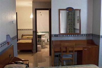 фото отеля Hotel Kroma
