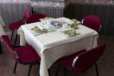 фото отеля Hotel Kroma