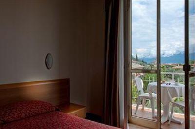 фото отеля Hotel Sorriso Toscolano-Maderno