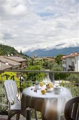 фото отеля Hotel Sorriso Toscolano-Maderno