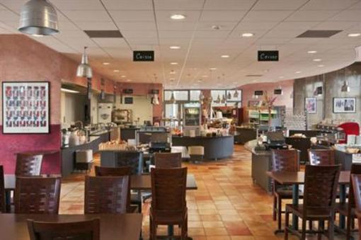 фото отеля Holiday Inn Strasbourg Airport