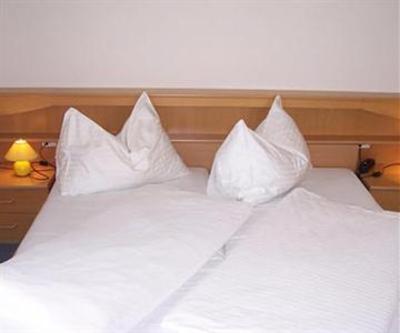 фото отеля Hotel Haunspergerhof Salzburg