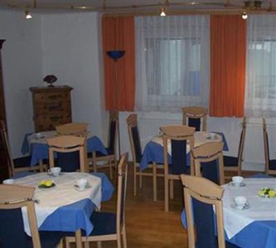 фото отеля Hotel Haunspergerhof Salzburg