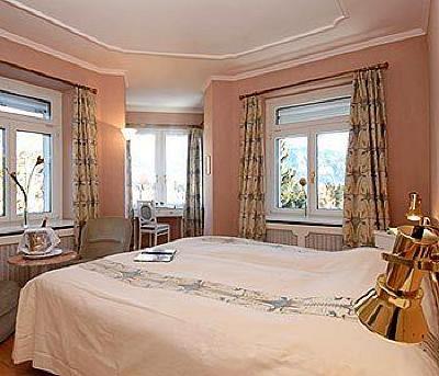 фото отеля Romantik Hotel Schweizerhof Flims
