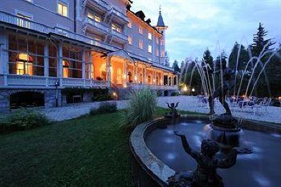 фото отеля Romantik Hotel Schweizerhof Flims