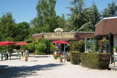 фото отеля Hôtel Le Mas des Lilas Escolives-Sainte-Camille