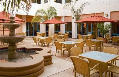 фото отеля Hilton Phoenix Airport
