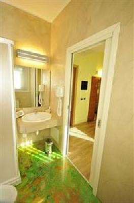фото отеля Hotel Visconti Cardano al Campo
