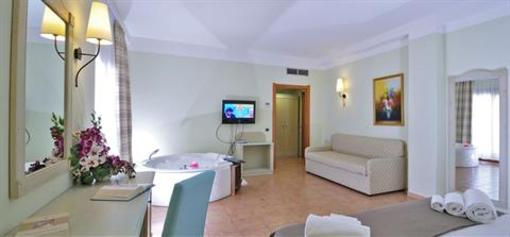 фото отеля Brancamaria Ristorante Hotel Dorgali