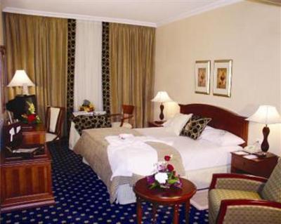 фото отеля Golden Tulip Al Hamra