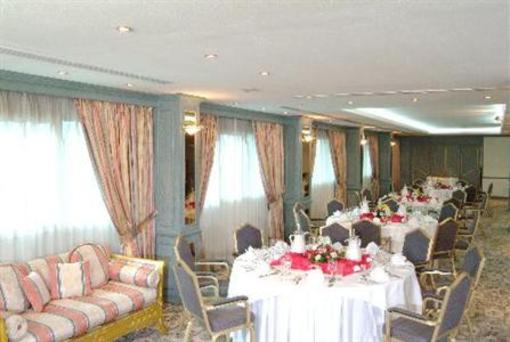 фото отеля Golden Tulip Al Hamra