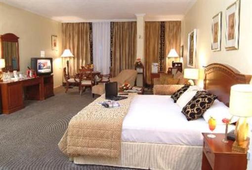фото отеля Golden Tulip Al Hamra