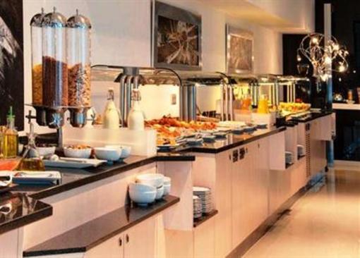 фото отеля Tryp Zaragoza