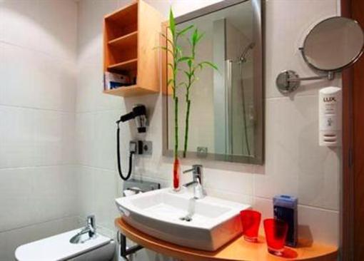 фото отеля Tryp Zaragoza