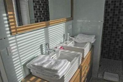 фото отеля Hotel L'Ostrea La Trinite-sur-Mer