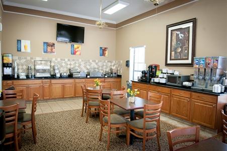 фото отеля BEST WESTERN PLUS Inn of Brenham