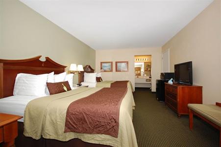 фото отеля BEST WESTERN PLUS Inn of Brenham