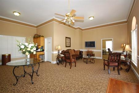 фото отеля BEST WESTERN PLUS Inn of Brenham