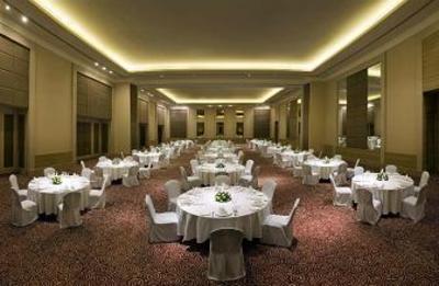 фото отеля Park Plaza Bengaluru