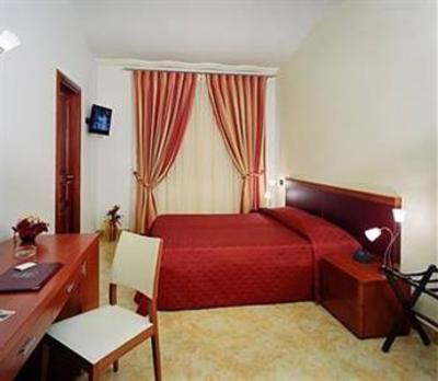 фото отеля Ypsigro Palace