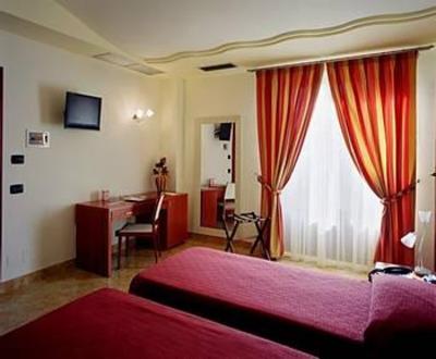 фото отеля Ypsigro Palace