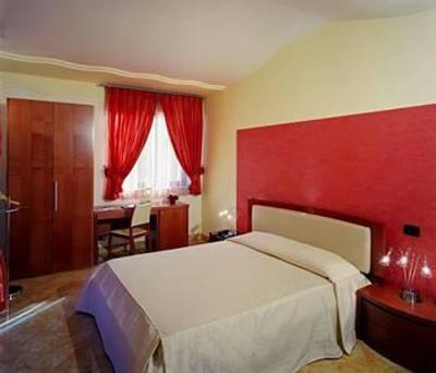 фото отеля Ypsigro Palace
