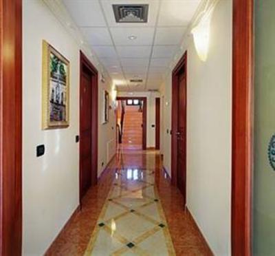 фото отеля Ypsigro Palace