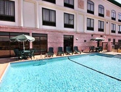 фото отеля Wingate Inn Montgomery