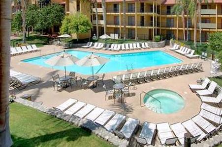 фото отеля Embassy Suites Hotel Palm Desert Resort