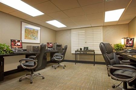 фото отеля Embassy Suites Hotel Palm Desert Resort