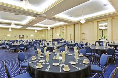 фото отеля Crowne Plaza Portland-Downtown Convention Center