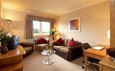 фото отеля Hilton London Stansted Airport
