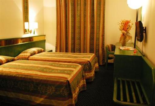 фото отеля Hotel Lodi (Italy)