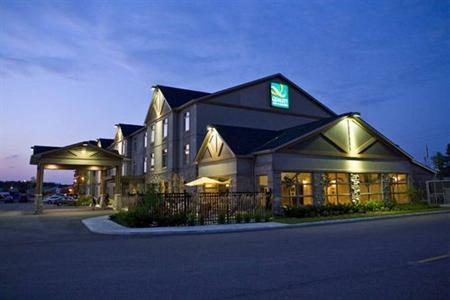 фото отеля Quality Inn & Suites Petawawa