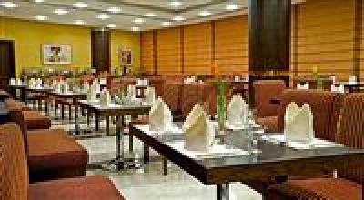 фото отеля City Seasons Hotel