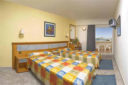 фото отеля Hotel Playa Real Ibiza