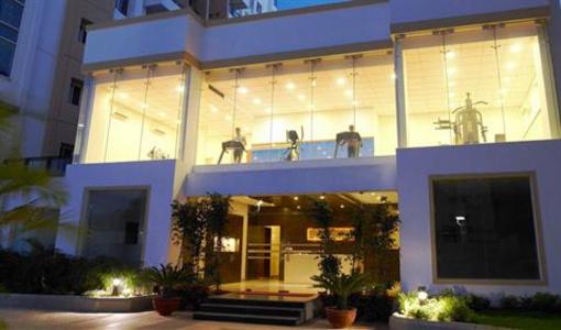 фото отеля Royal Orchid Suites