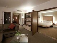 Hilton London Heathrow Airport Terminal 5